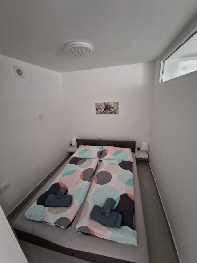 Zad Senj Apartman Exterior foto