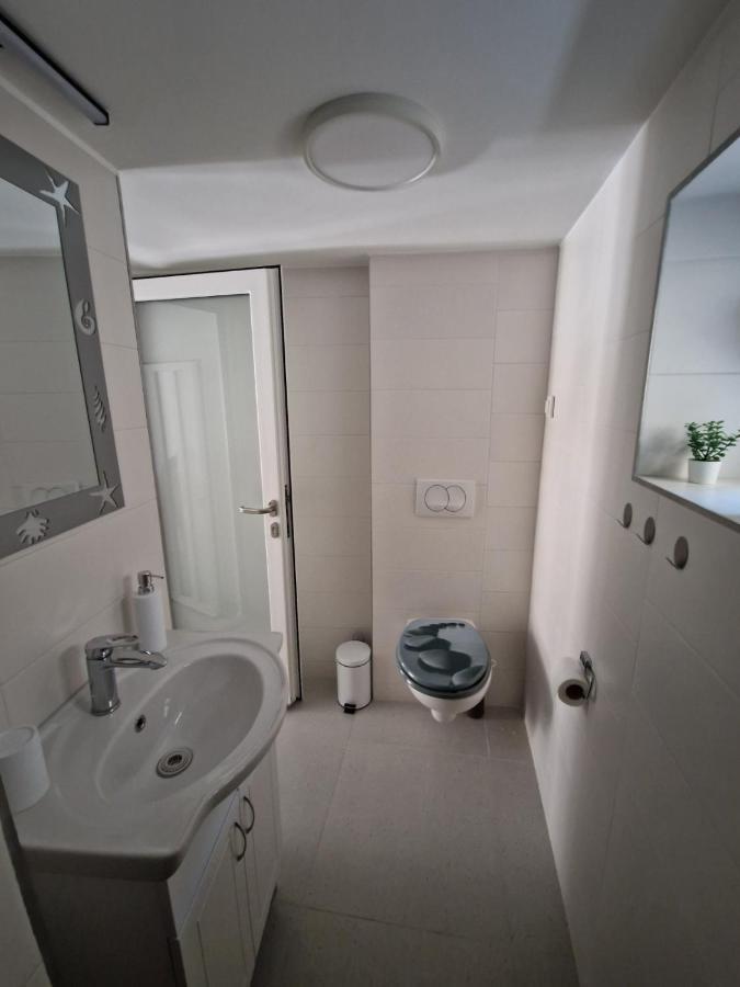 Zad Senj Apartman Exterior foto
